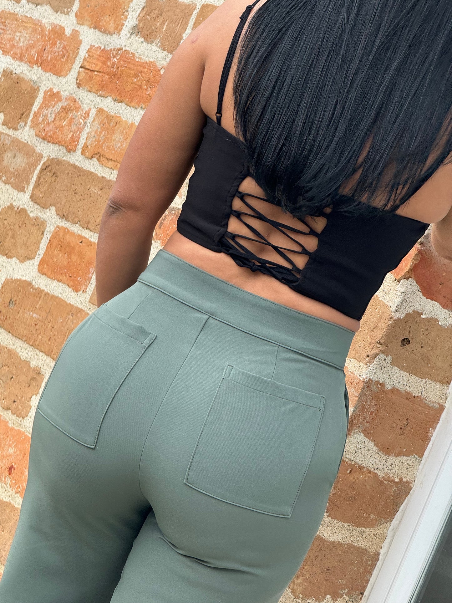 Pantalon liviano color verde