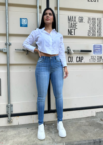 Jean skinny basico con rayas tono medio