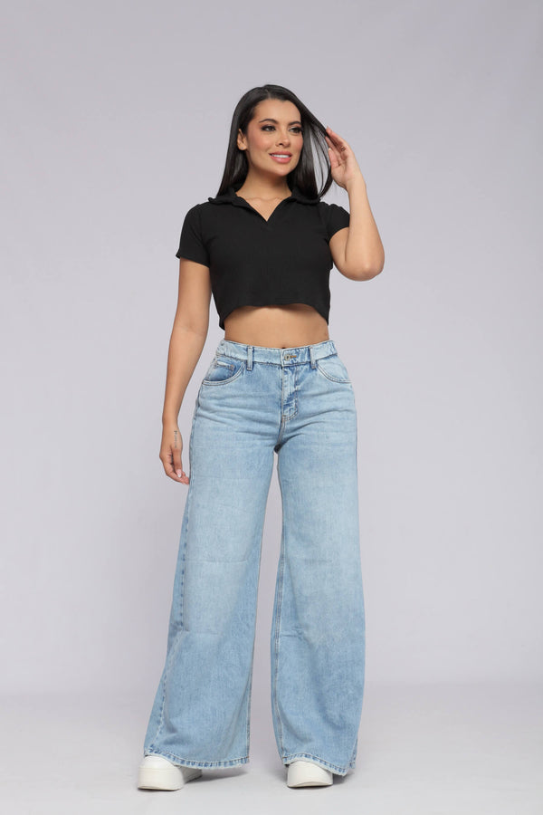 Jean wide leg claro con elástico.