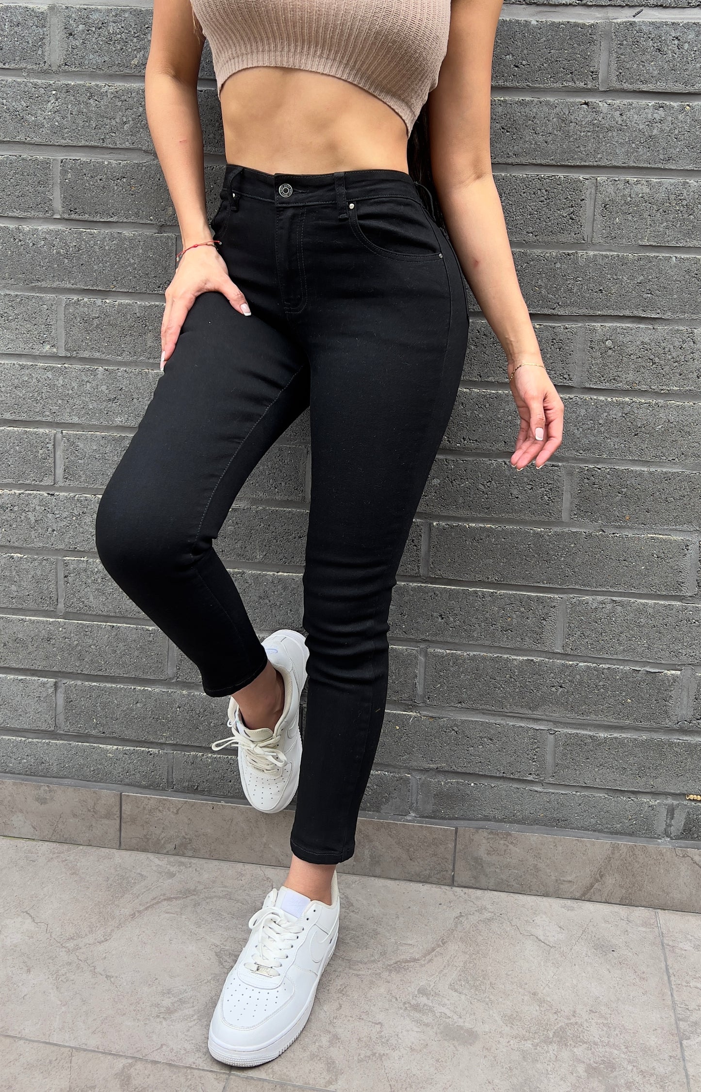Jean skinny basico negro