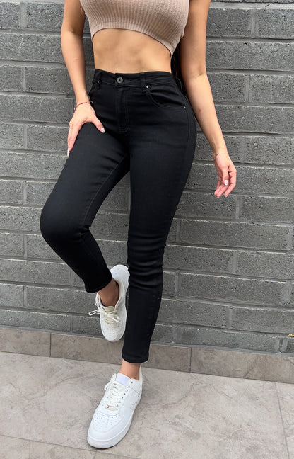 Jean skinny basico negro